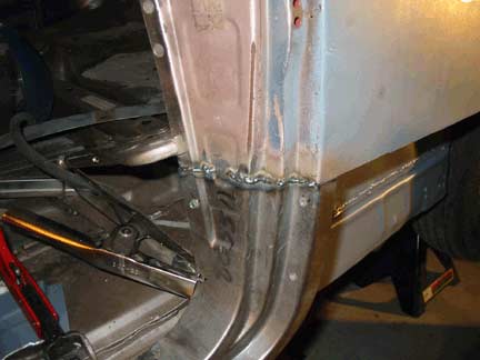 B pillar fully welded