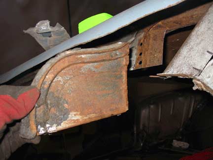 Rear quarter support 2