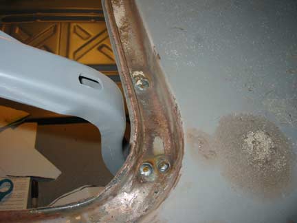 Hinge spotwelded 2