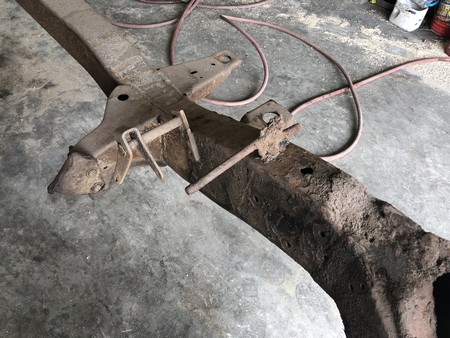 Transmission mounts 1