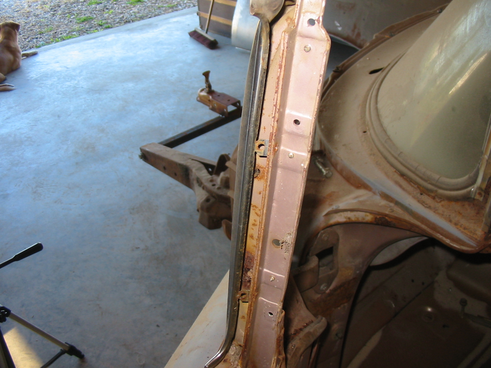 Unwrapping pillar molding 1