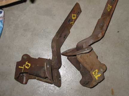 Door hinges