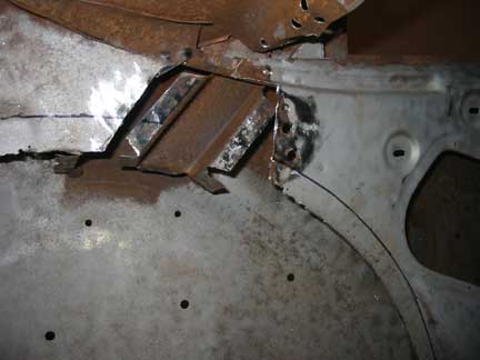 C pillar rust cut out