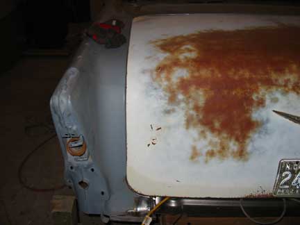 Trunk lid adjustment