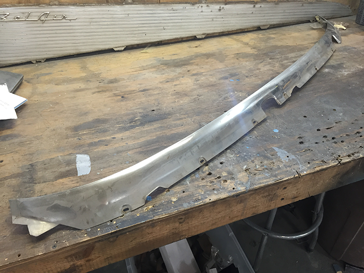 Lower trim