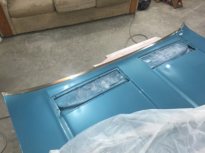 Hood trim